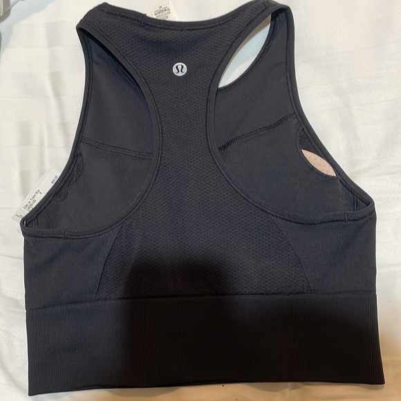 NWT Lululemon Black Ebb to Train Bra in size 6 - Picture 7 of 8